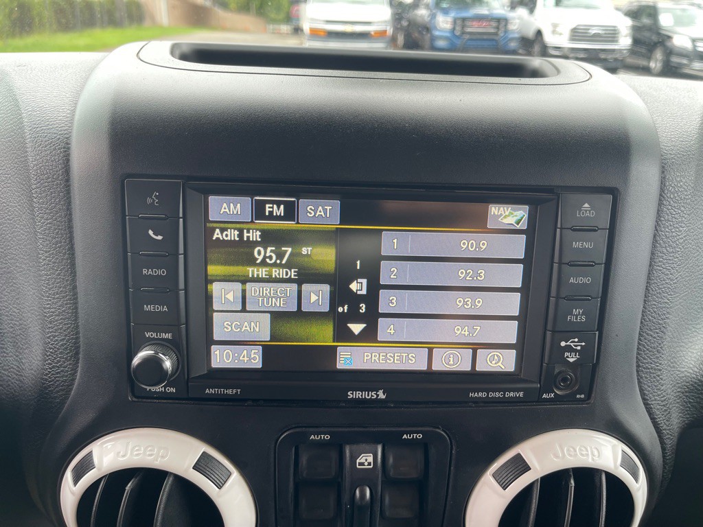 2015 Jeep Wrangler Unlimited Image 20
