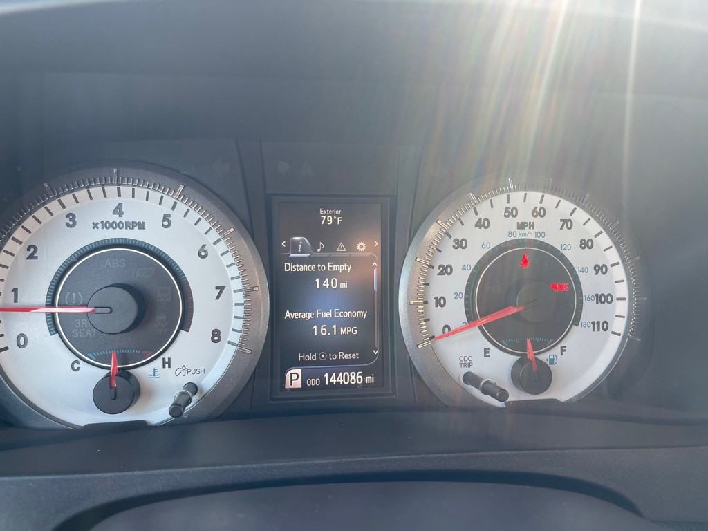 2015 Toyota Sienna Image 20