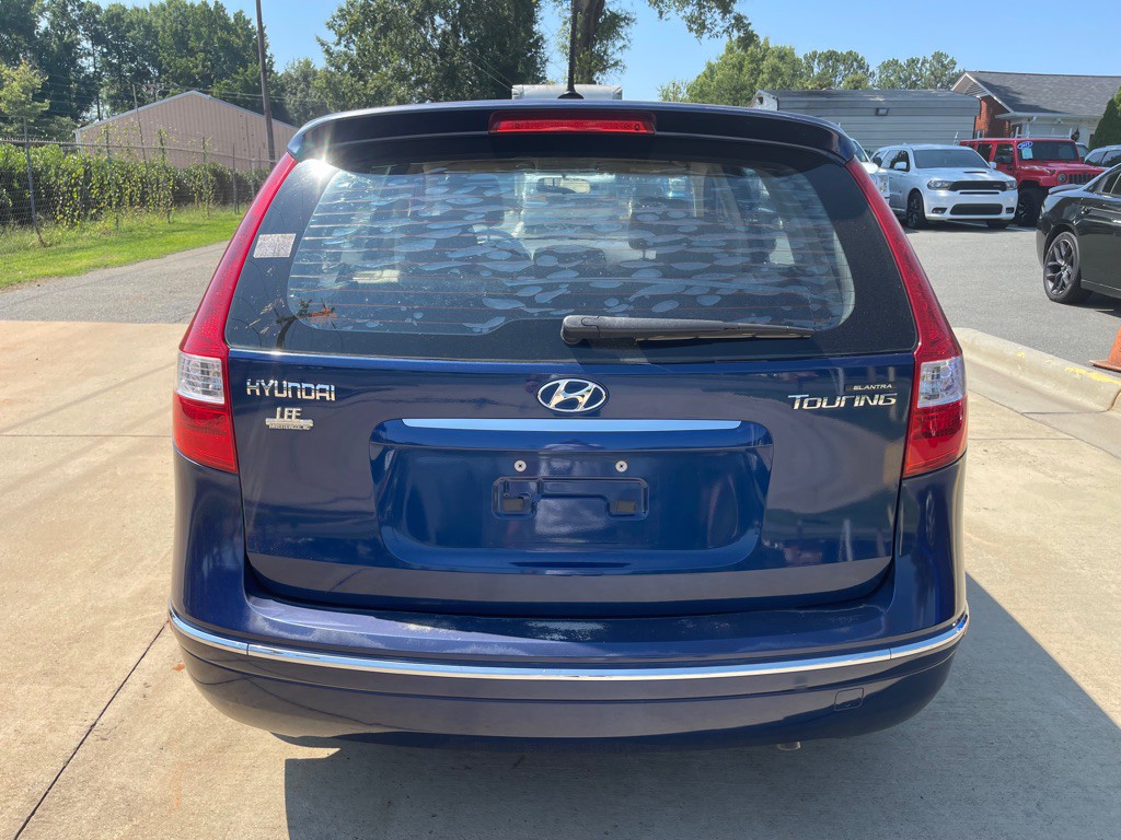 2011 Hyundai Elantra Image 5