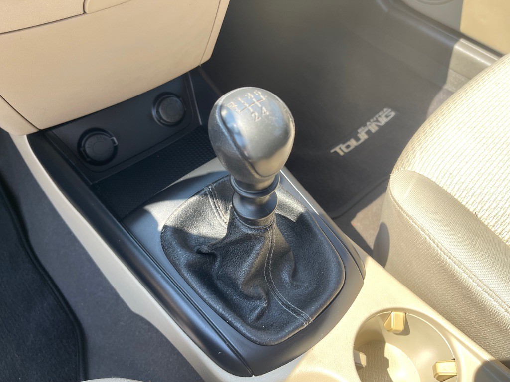 2011 Hyundai Elantra Image 19