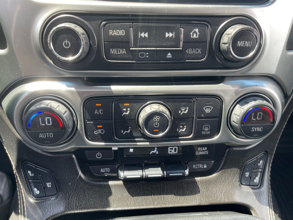 2015 Chevrolet Tahoe Image 29