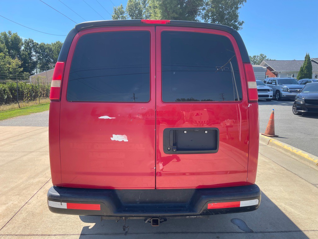 2014 Chevrolet Express Image 5