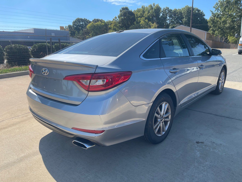 2015 Hyundai Sonata Image 6