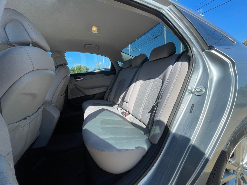 2015 Hyundai Sonata Image 9