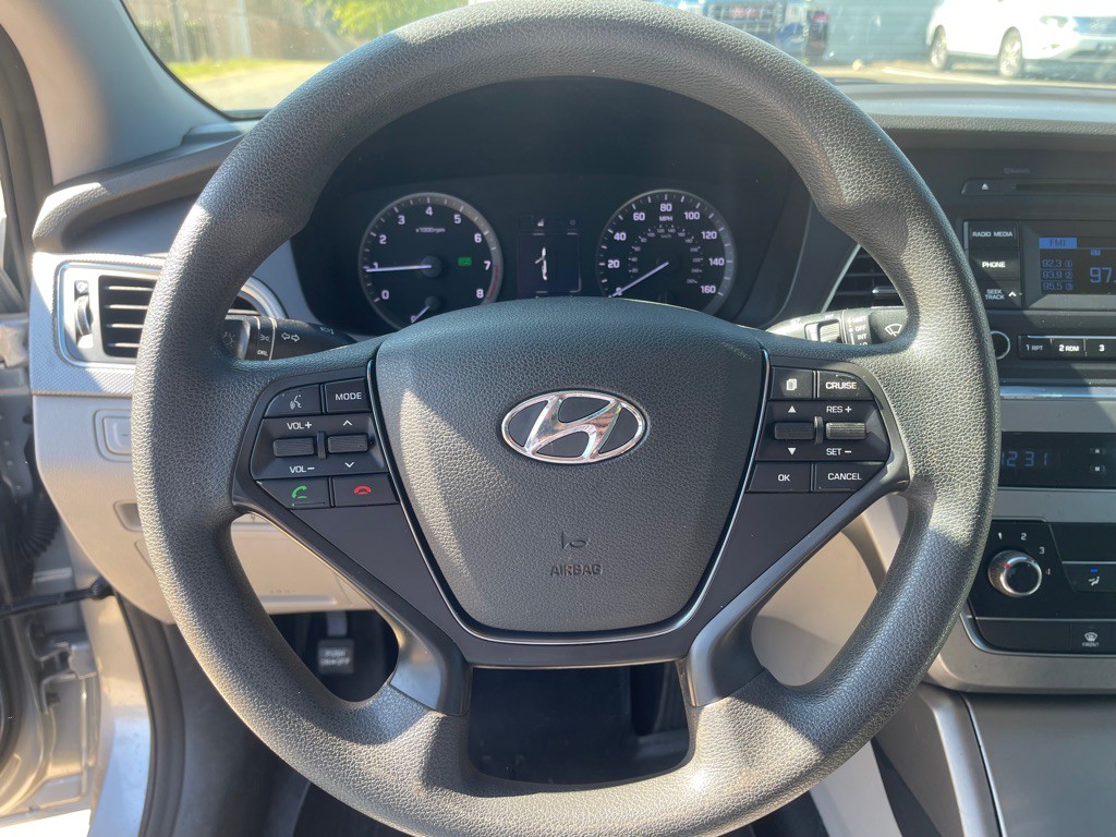 2015 Hyundai Sonata Image 12
