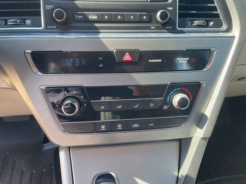 2015 Hyundai Sonata Image 15