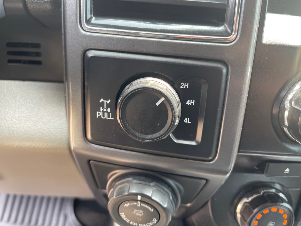2017 Ford F-150 Image 17