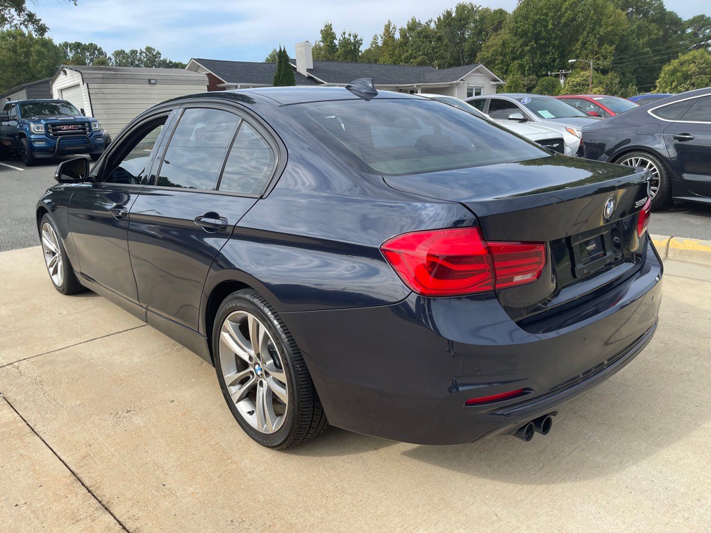 2016 BMW 3 Series Image 4