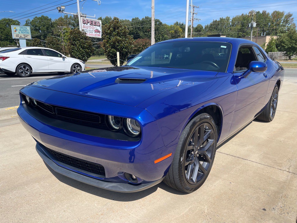 2021 Dodge Challenger Image 3