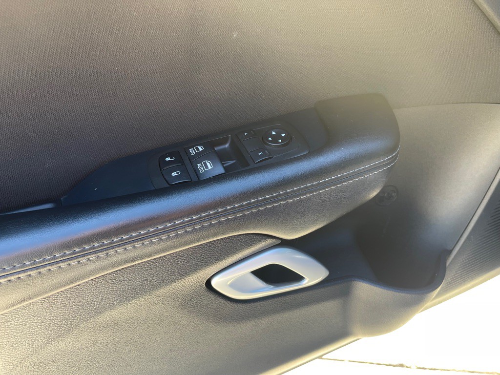 2021 Dodge Challenger Image 11