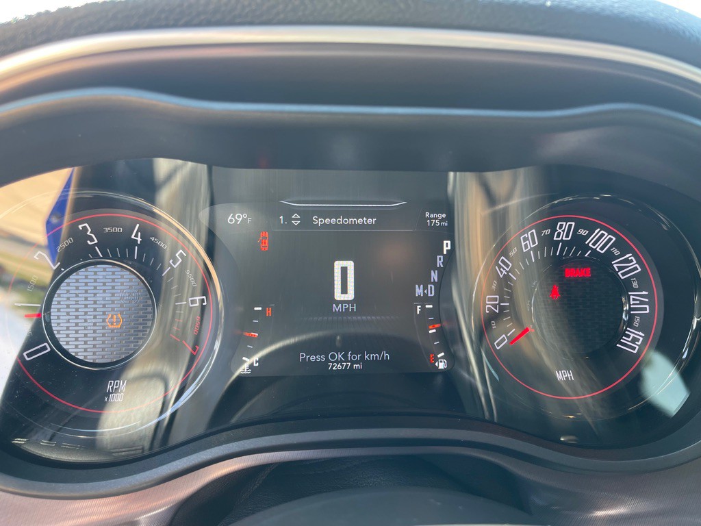 2021 Dodge Challenger Image 14