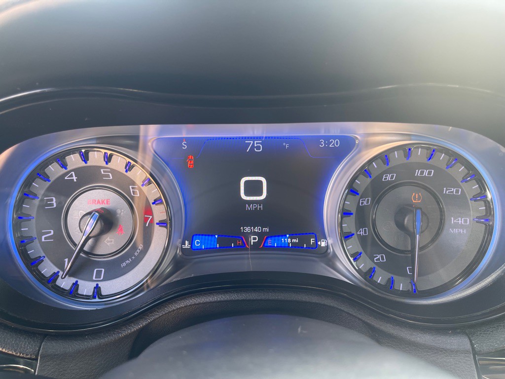 2019 Chrysler 300 Image 13