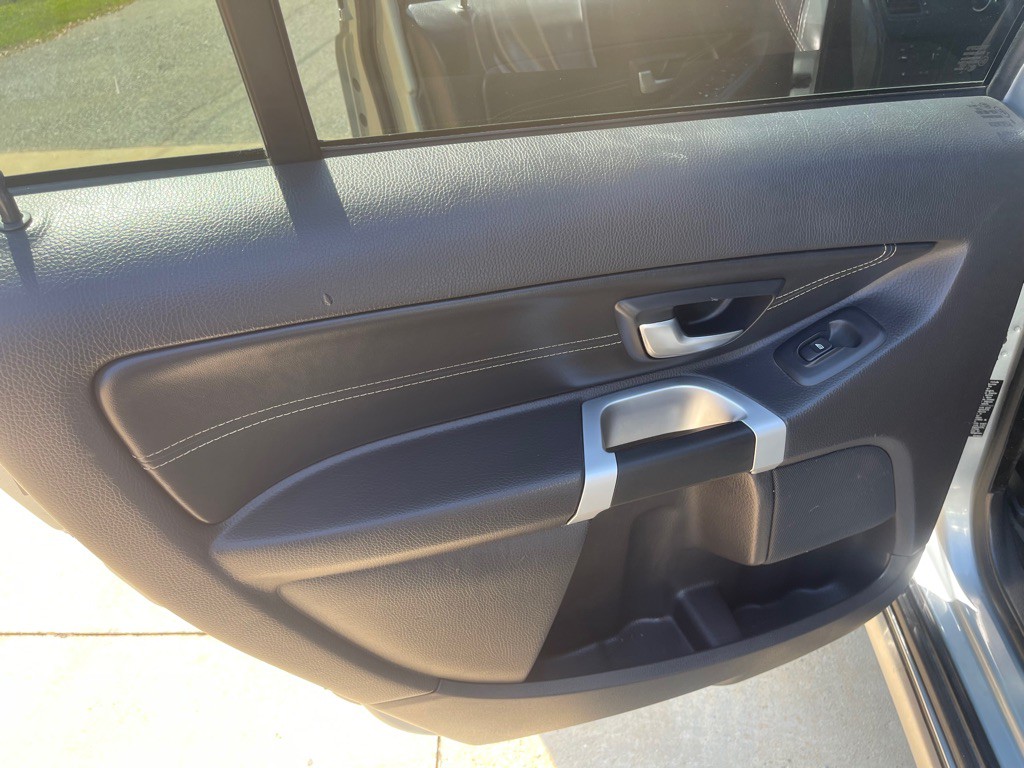 2014 Volvo XC90 Image 10