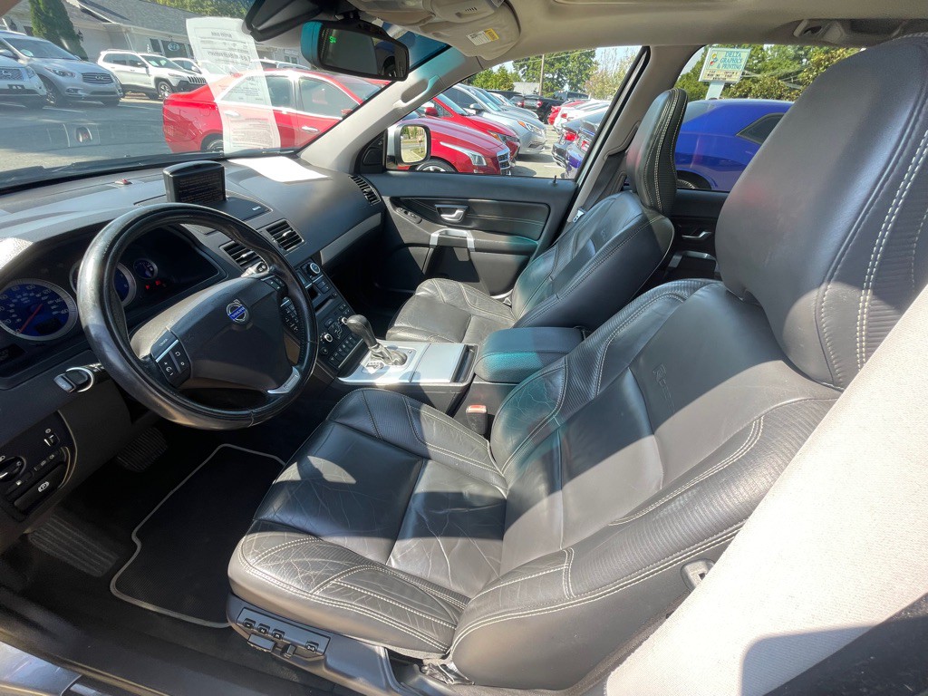2014 Volvo XC90 Image 11