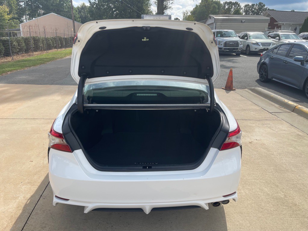 2018 Toyota Camry Image 7
