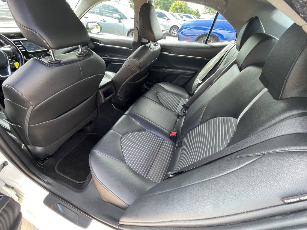 2018 Toyota Camry Image 9