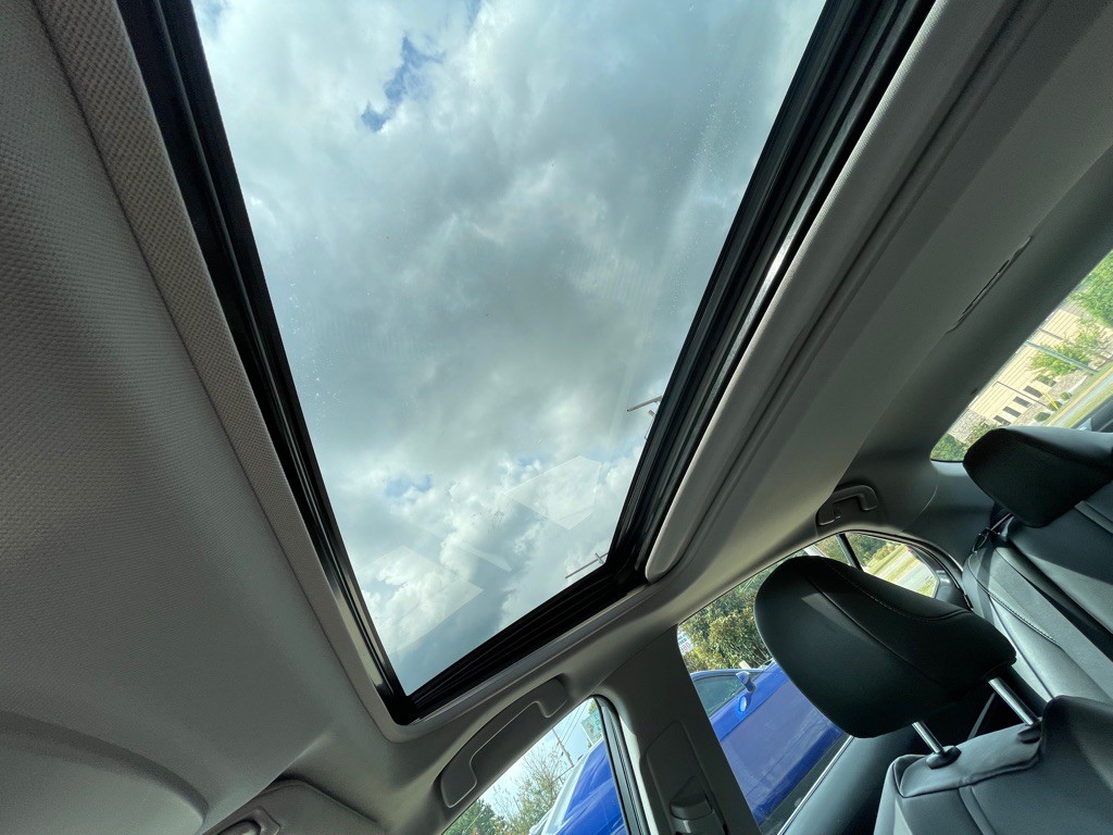2018 Toyota Camry Image 21