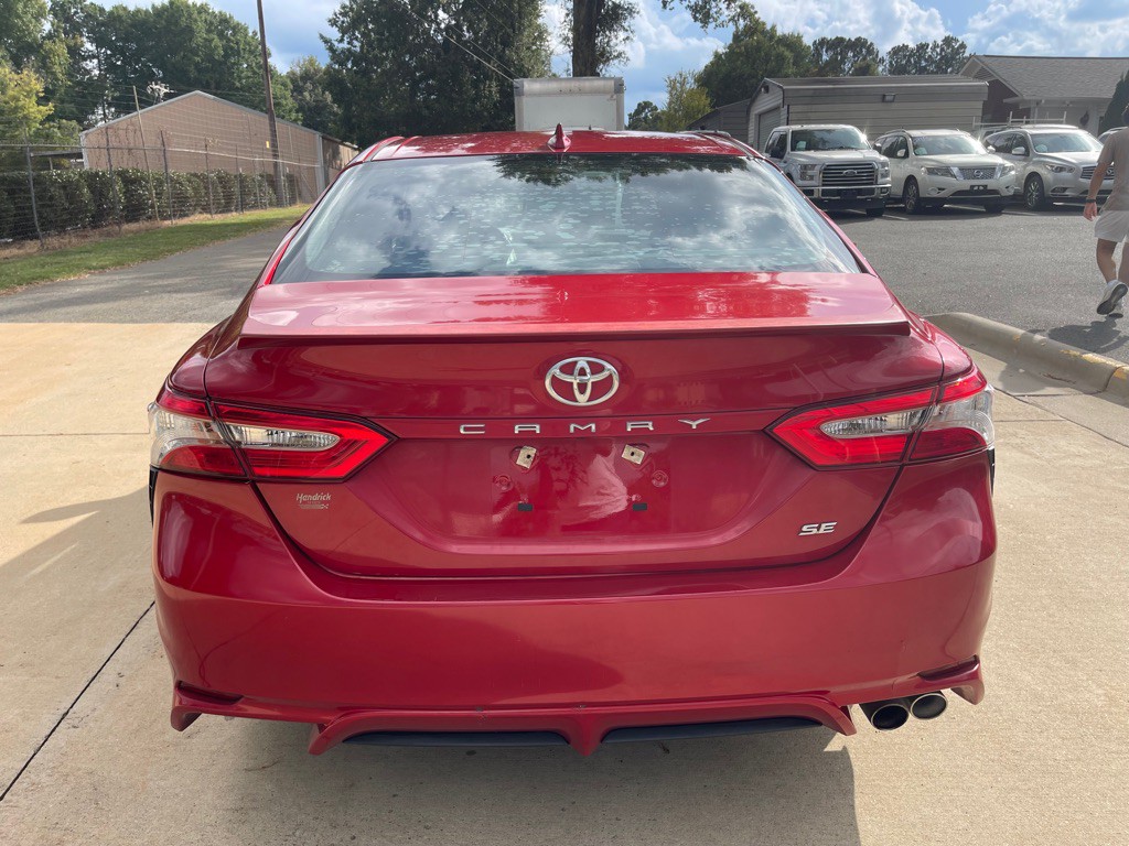 2019 Toyota Camry Image 5
