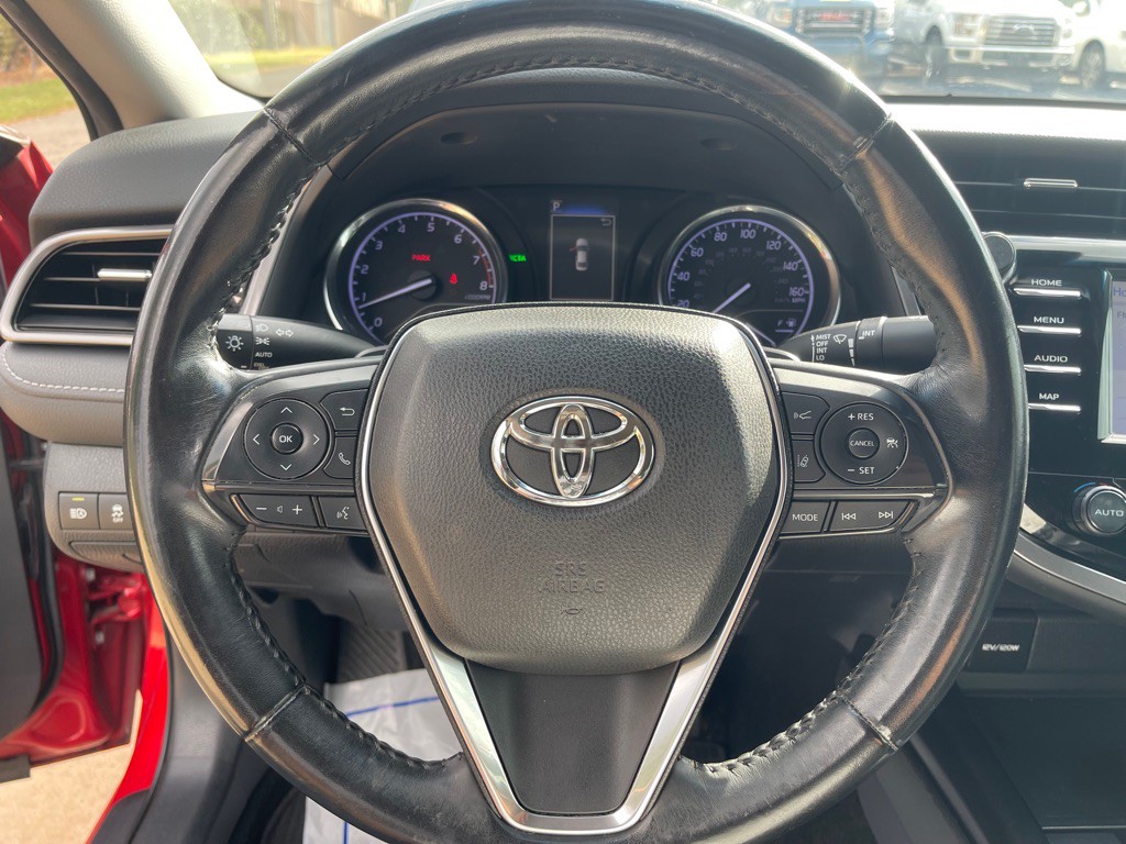 2019 Toyota Camry Image 15