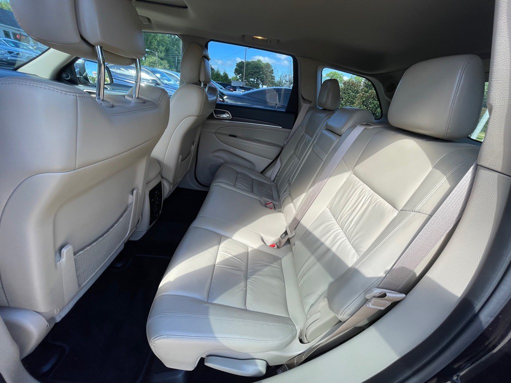 2015 Jeep Grand Cherokee Image 11