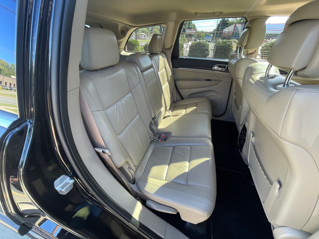 2015 Jeep Grand Cherokee Image 30