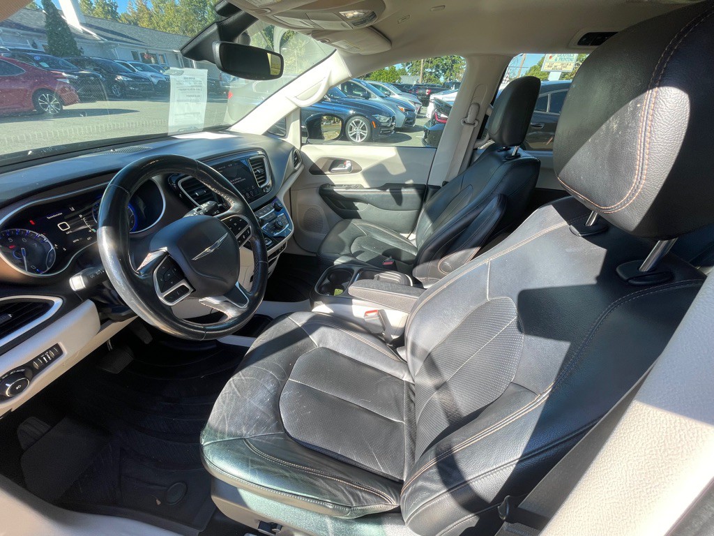 2019 Chrysler Pacifica Image 14