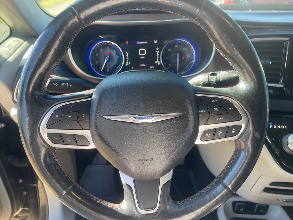 2019 Chrysler Pacifica Image 19