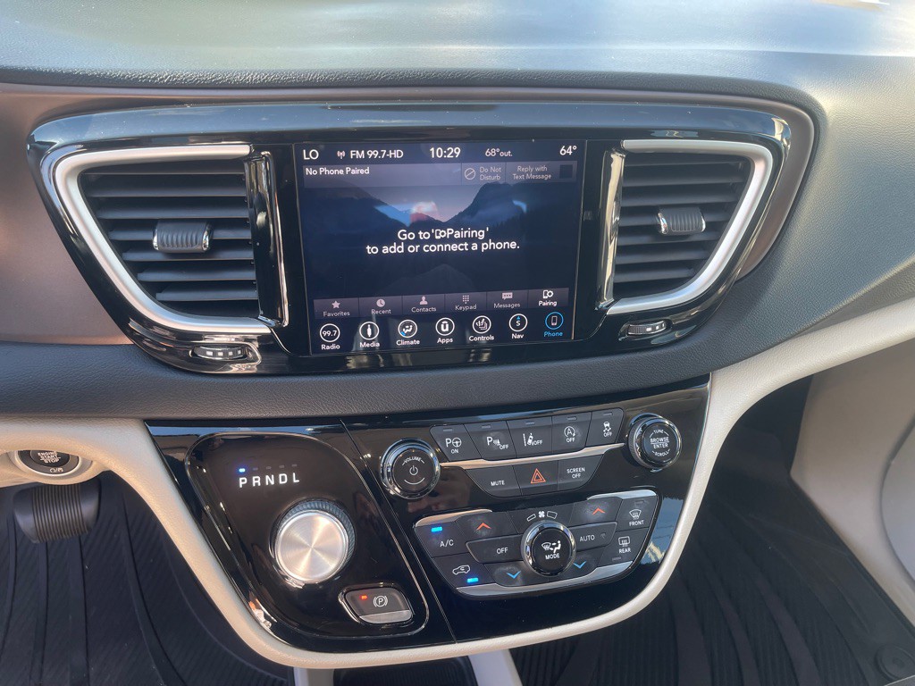 2019 Chrysler Pacifica Image 21