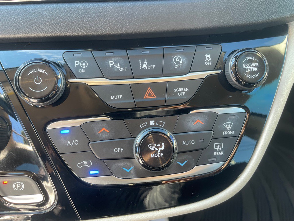 2019 Chrysler Pacifica Image 22