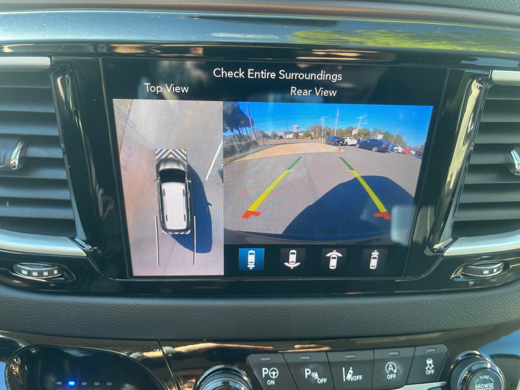 2019 Chrysler Pacifica Image 30