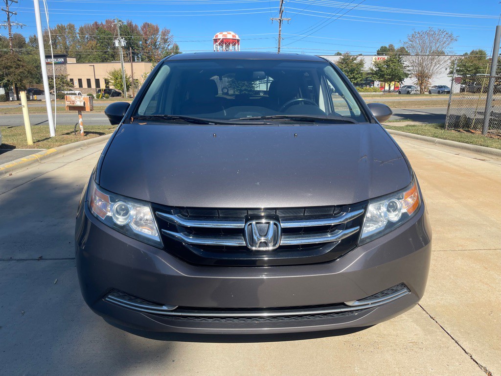 2015 Honda Odyssey Image 2