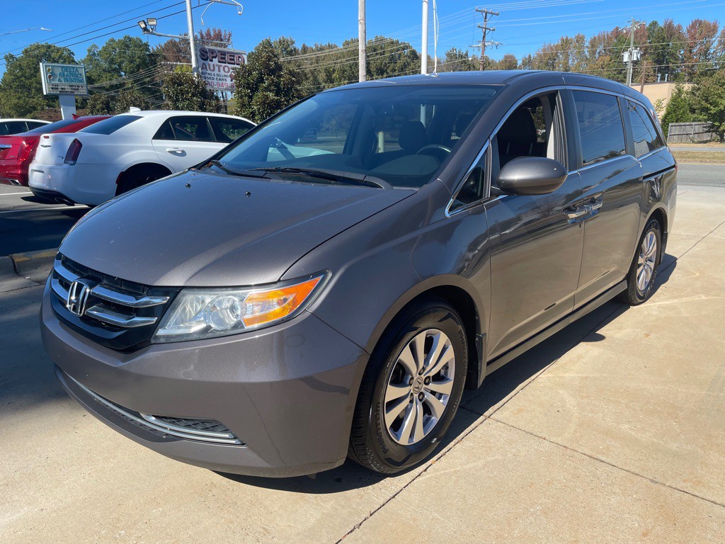 2015 Honda Odyssey Image 3