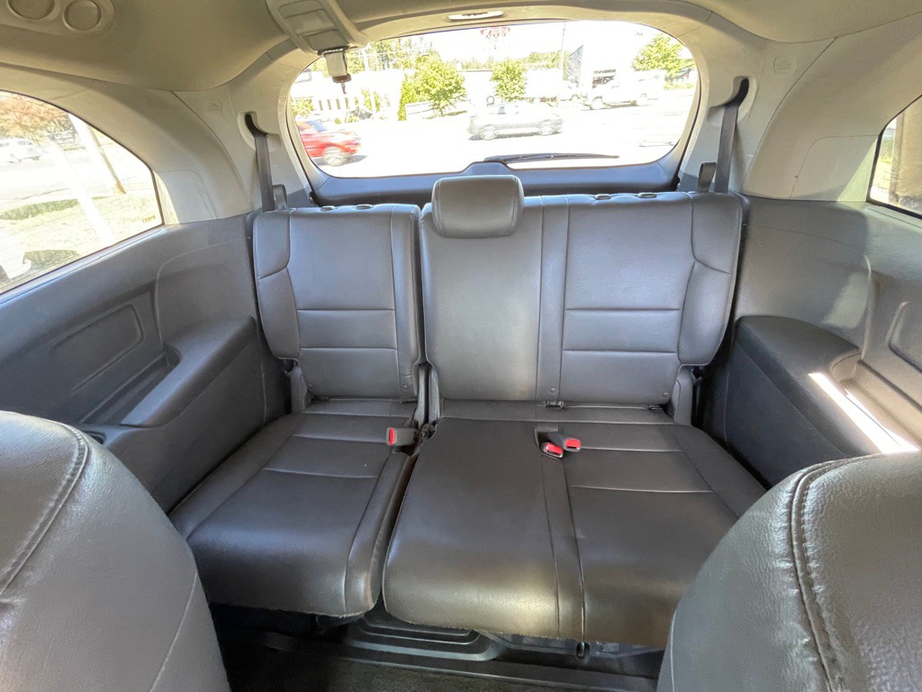 2015 Honda Odyssey Image 10