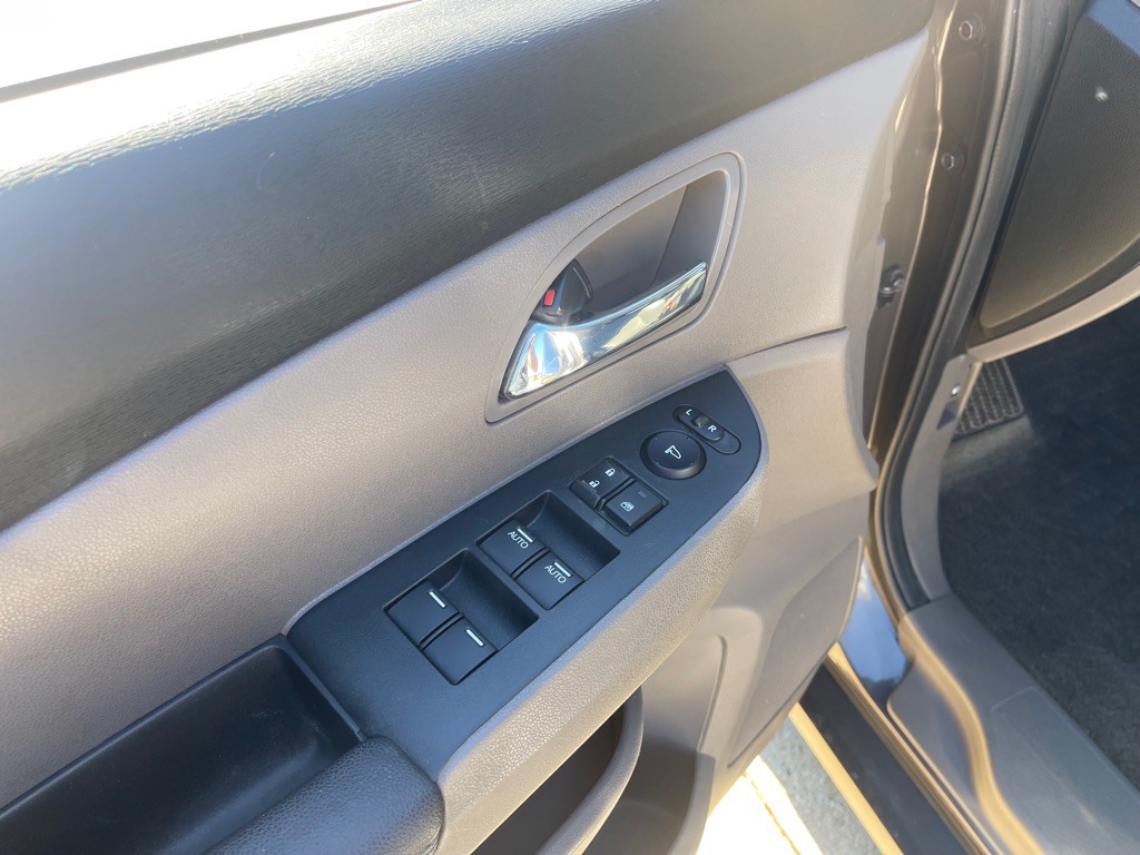 2015 Honda Odyssey Image 15