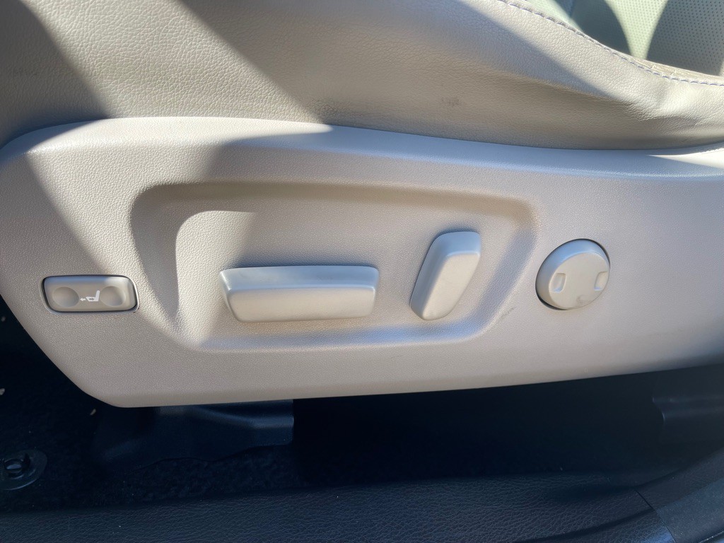 2018 Toyota Highlander Image 14