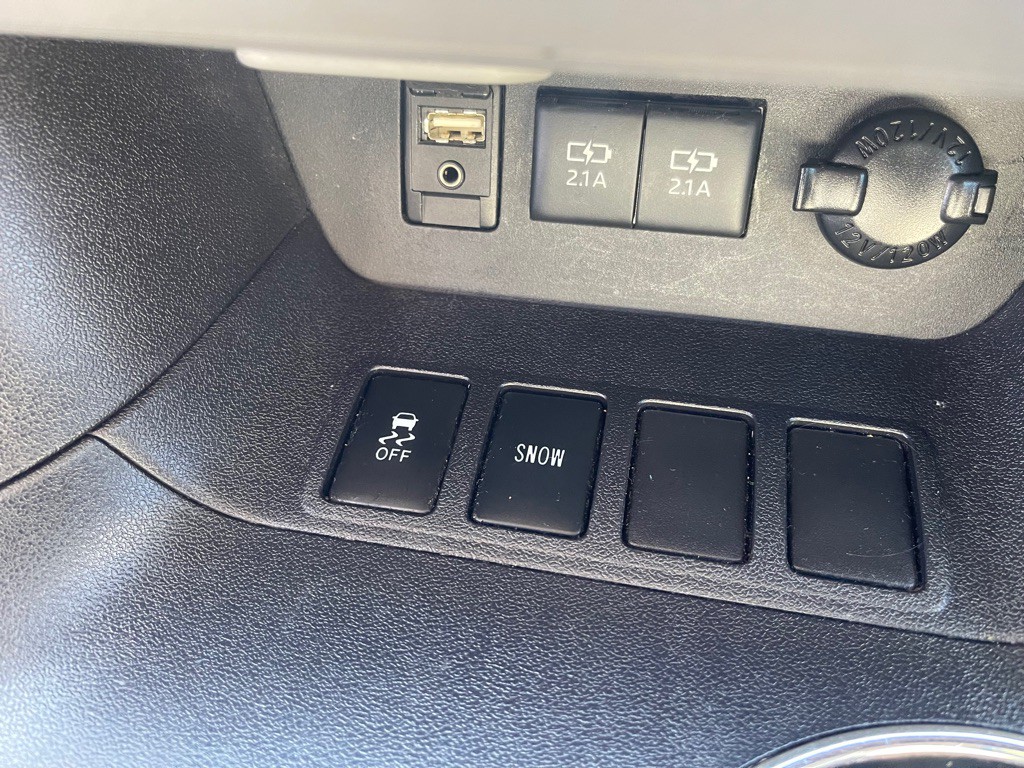 2018 Toyota Highlander Image 24