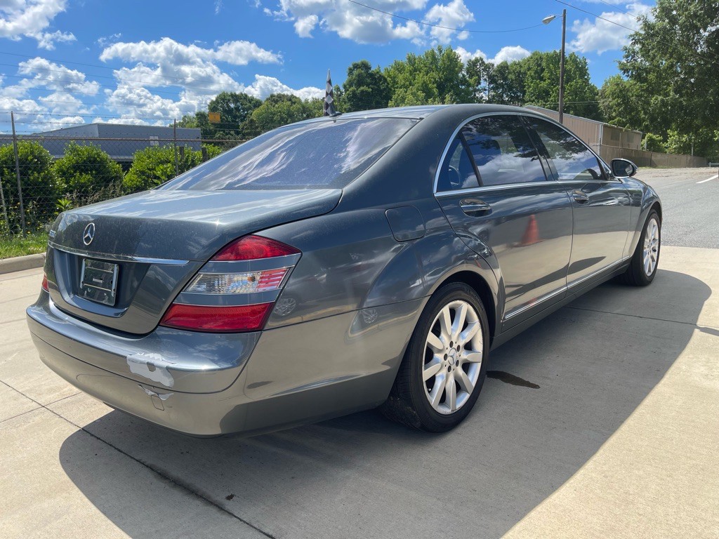 2007 Mercedes-Benz S-Class Image 7
