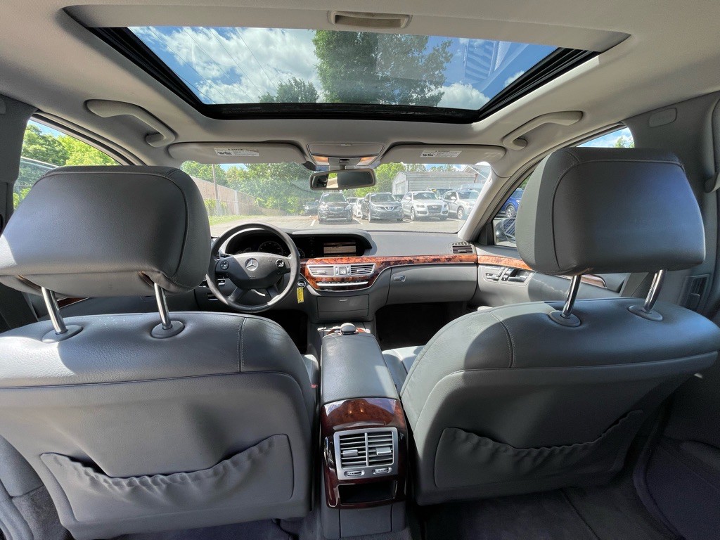 2007 Mercedes-Benz S-Class Image 11