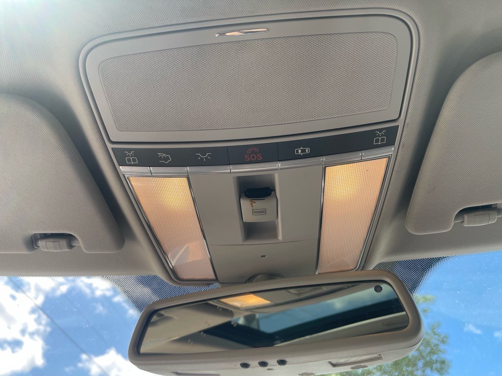 2007 Mercedes-Benz S-Class Image 25