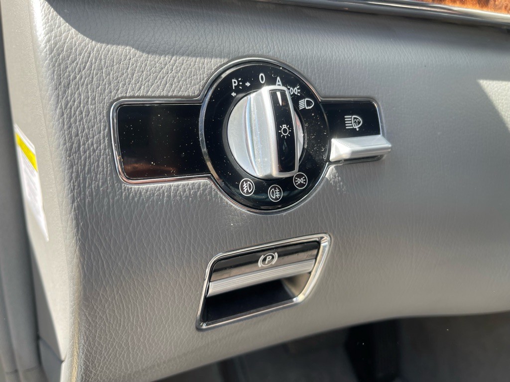 2007 Mercedes-Benz S-Class Image 14