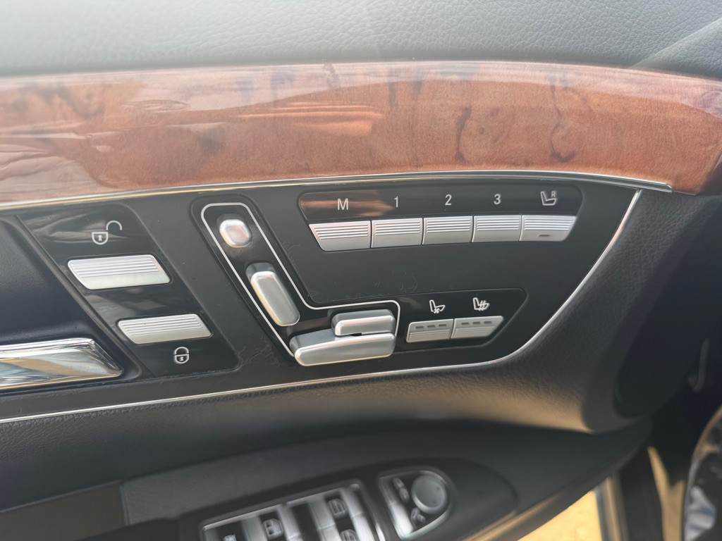 2008 Mercedes-Benz S-Class Image 16