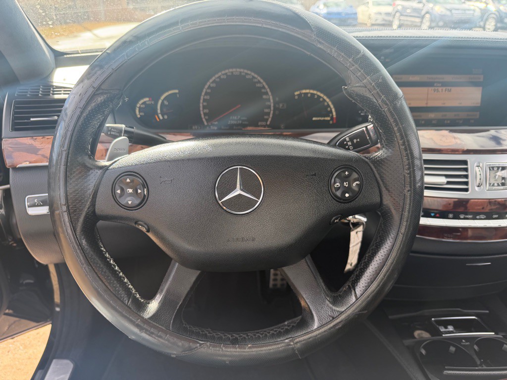 2008 Mercedes-Benz S-Class Image 19