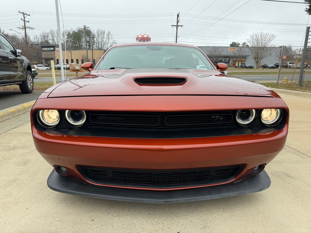 2020 Dodge Challenger Image 2