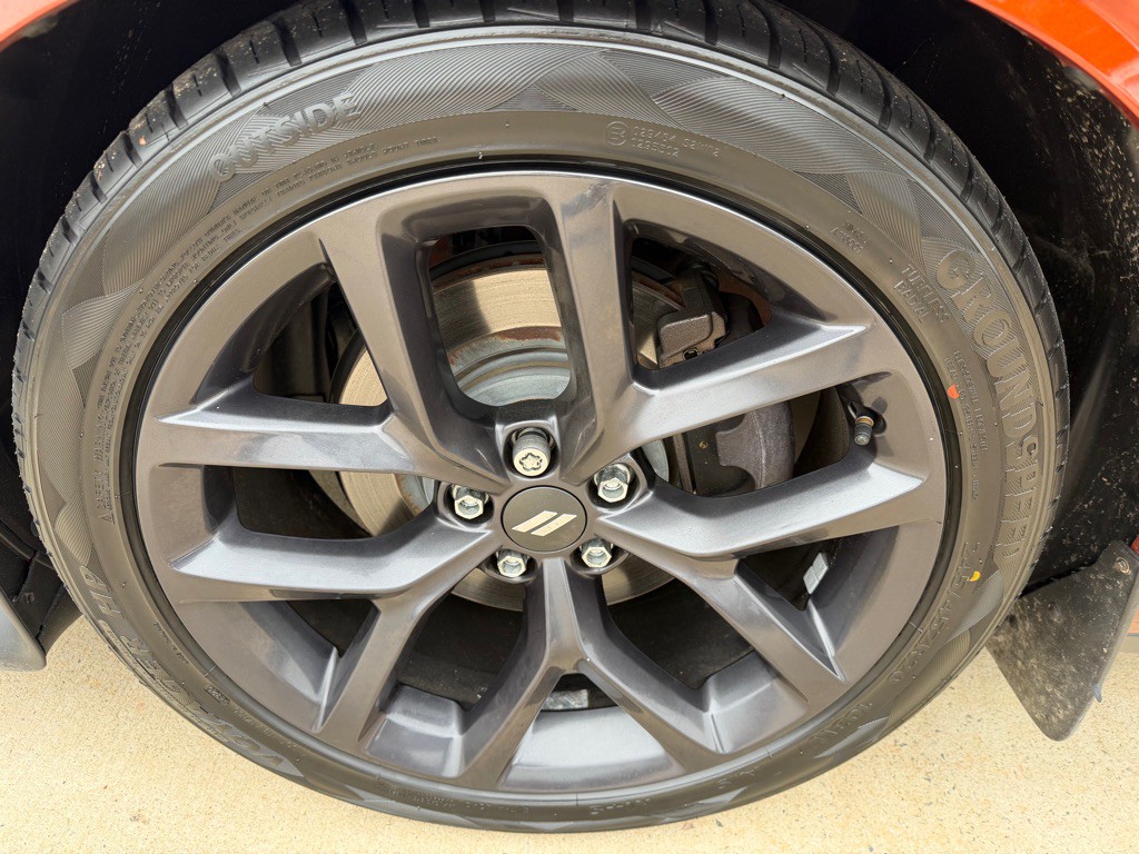 2020 Dodge Challenger Image 4