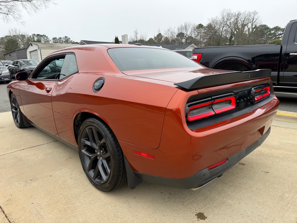 2020 Dodge Challenger Image 6