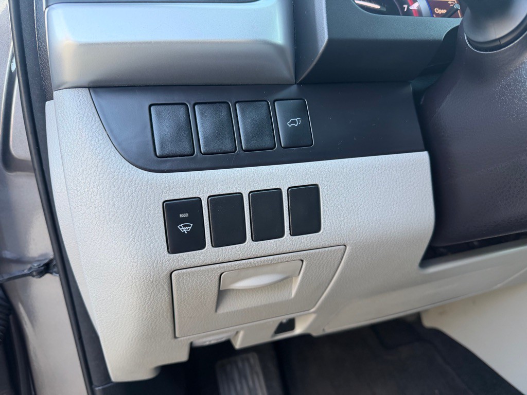 2016 Toyota Highlander Image 17