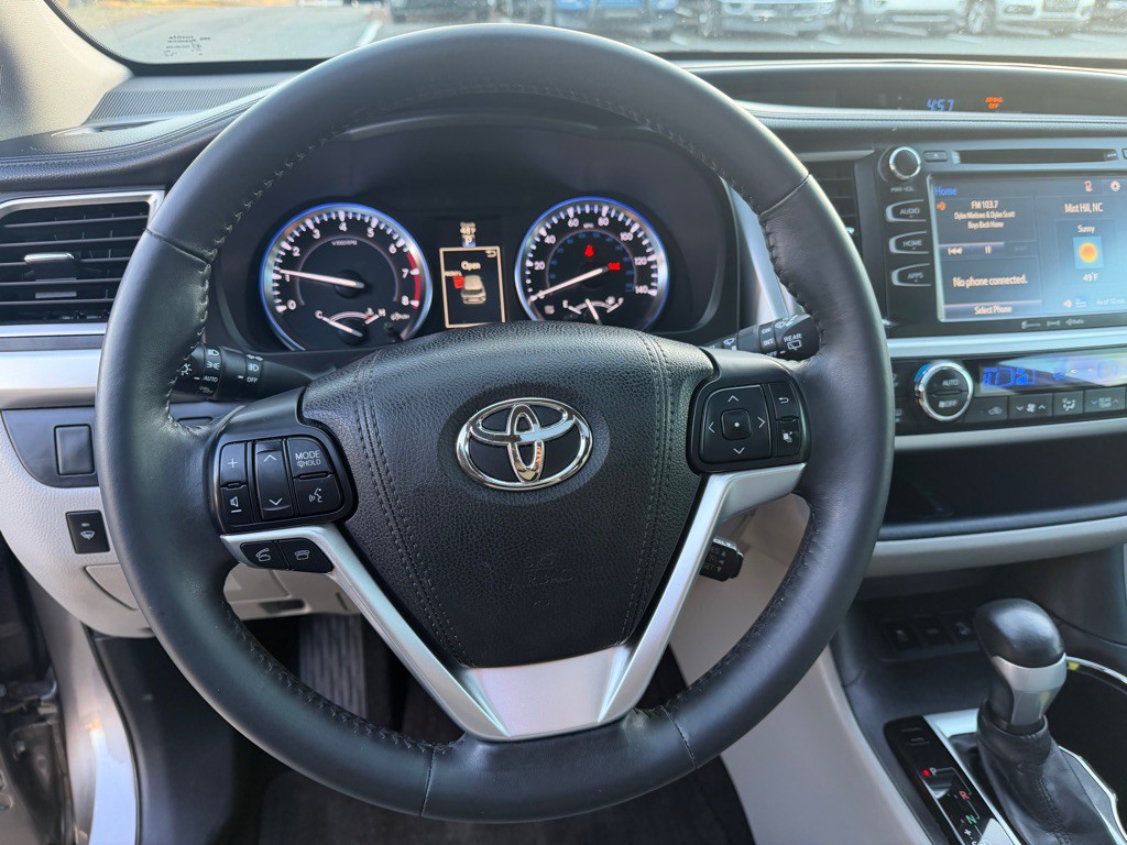 2016 Toyota Highlander Image 20