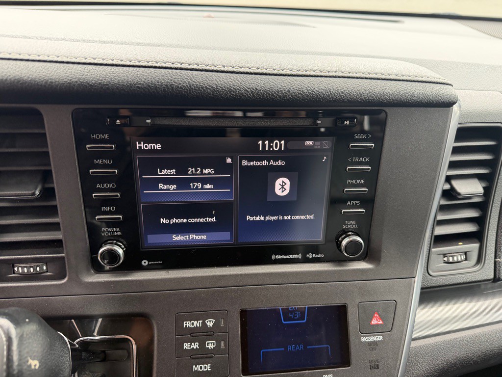 2018 Toyota Sienna Image 21