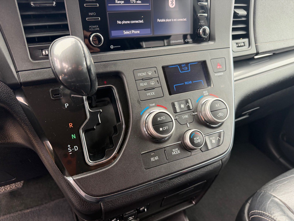 2018 Toyota Sienna Image 22