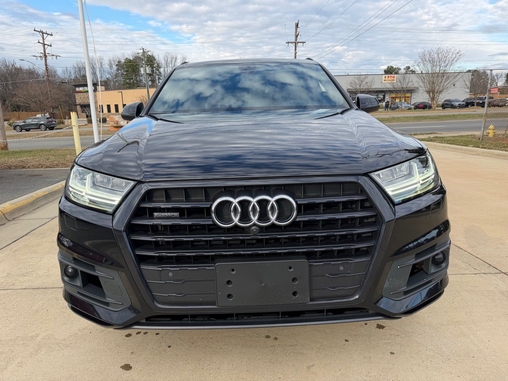 2019 Audi Q7 Image 2